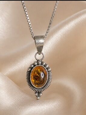 😎🌺Pendant Genuine Amber 925 Sterling Silver, signed SORAN Dainty Feminine